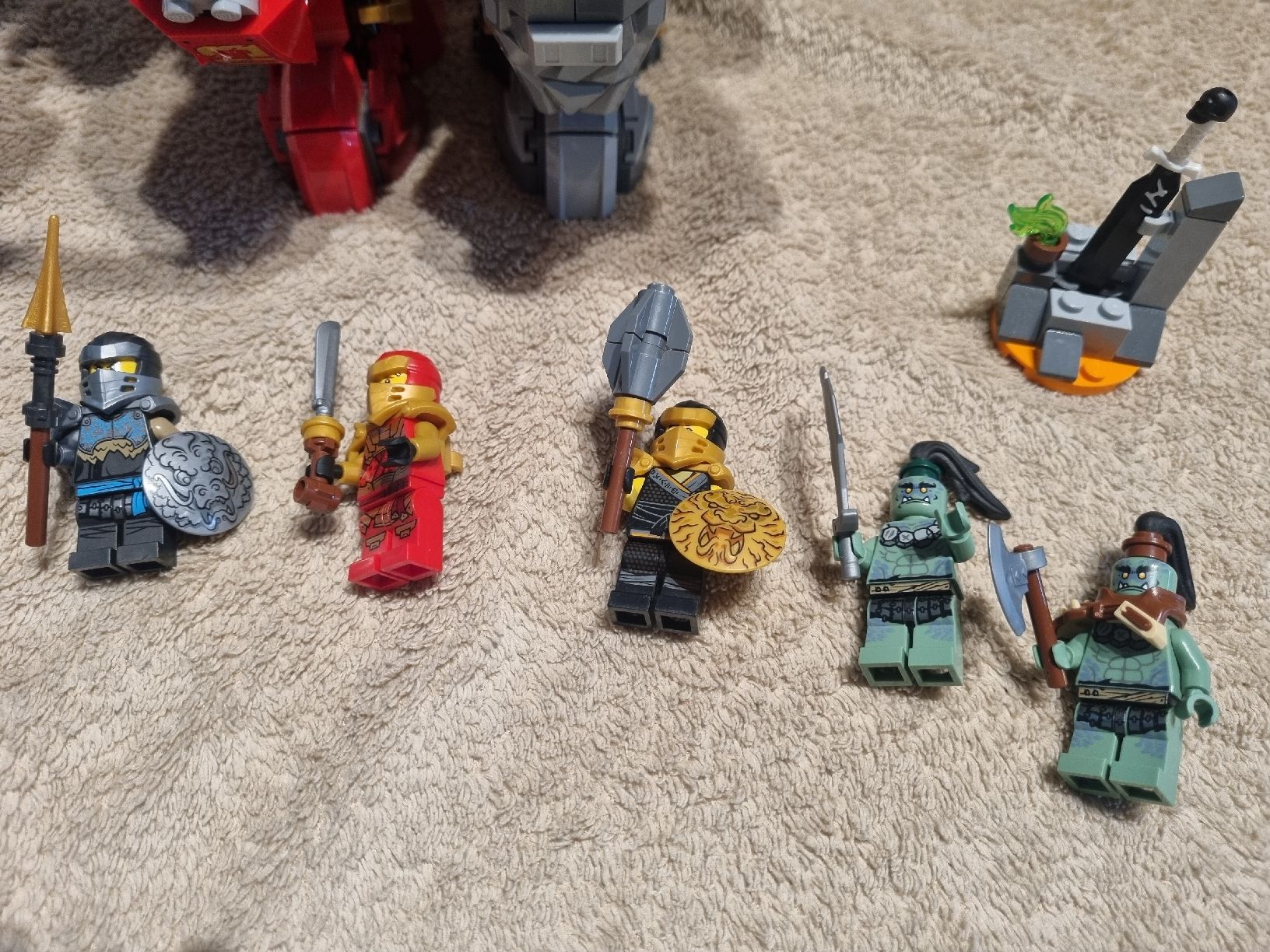 Lego Giocattoli: Ninjago Feuer-Stein-Mech – Usato da Rümlang venduto da Franny93 2