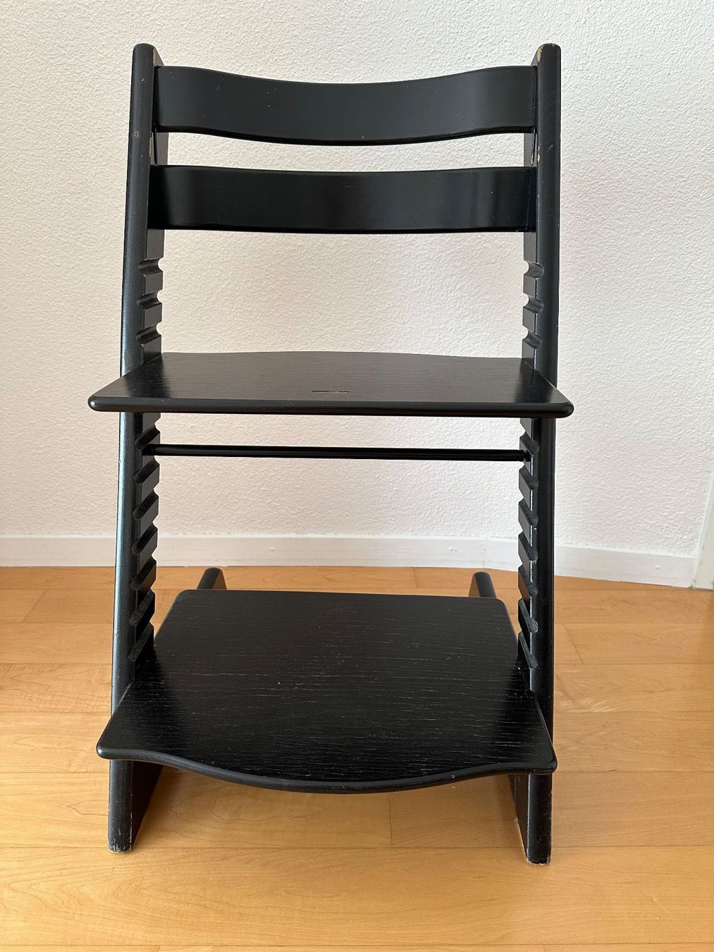 Stokke Hochstühle: Tripp Trapp schwarz – Gebraucht aus Baar von Ladonna