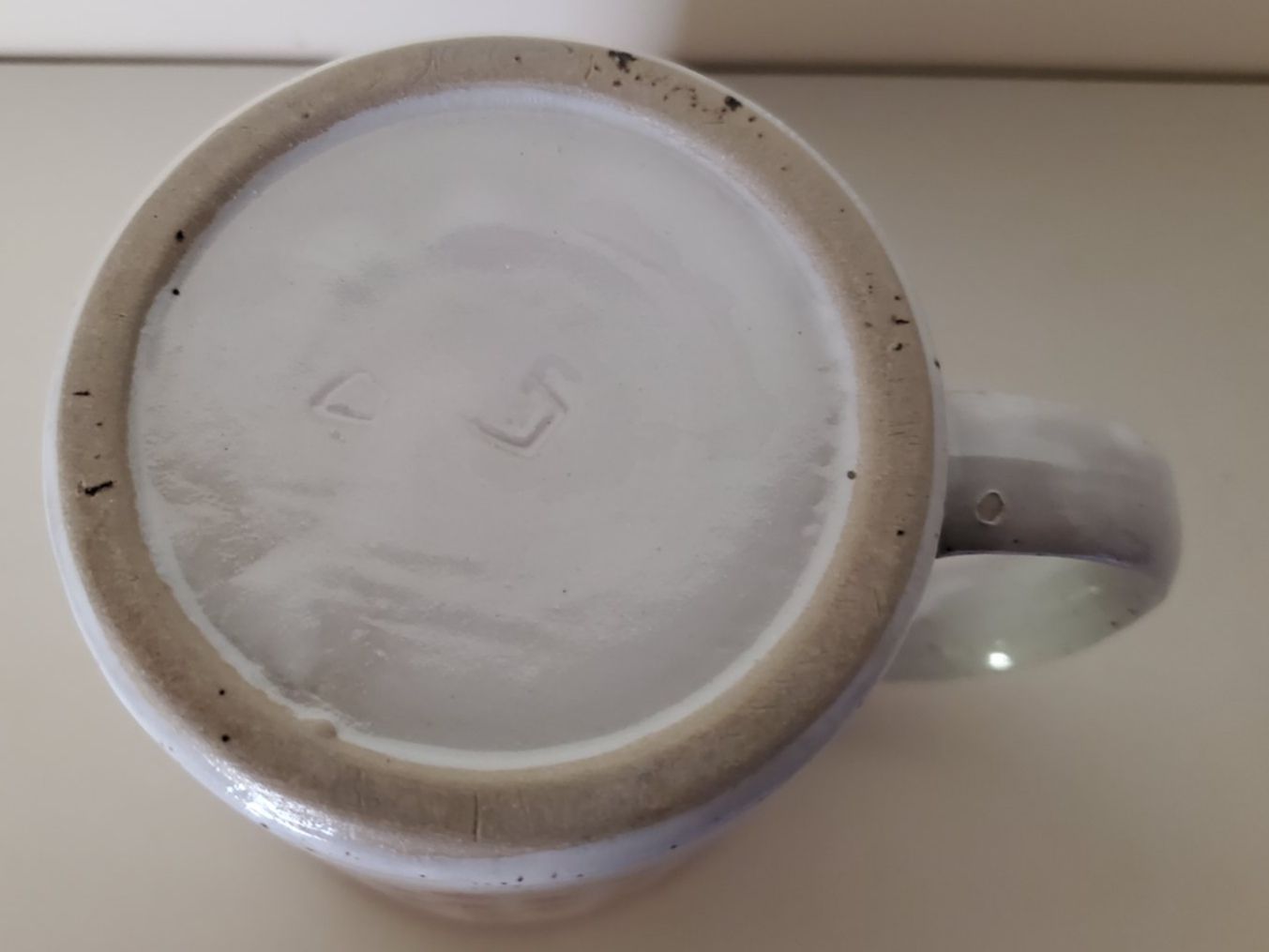 Tassen: Mug vintage fleurs rouges – Gebraucht aus Rennaz von La_malle_du_dauphin 3
