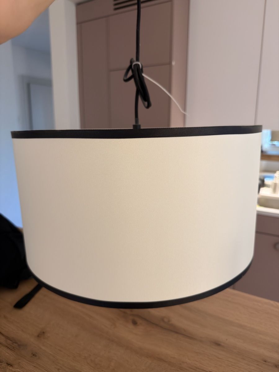 H&M Kronleuchter & Deckenlampen: Hanging lamp shade white black trim diameter 42cm – Gebraucht aus Zürich von joh_qc8k