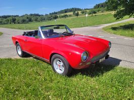 FIAT 124 BS1 1600 Spider Sport Cabriolet Klassiker Veteran