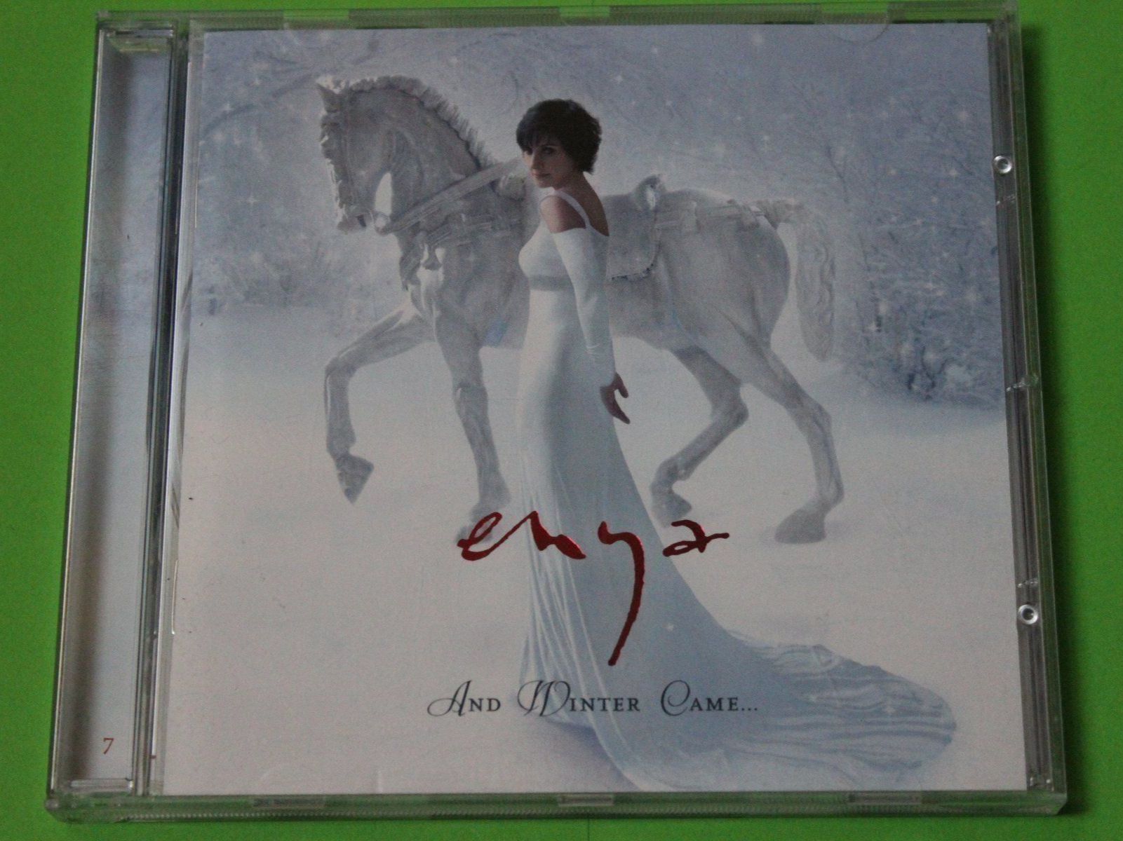 CD: ENYA - AND WINTER CAME... CD 2008 – Usato da Tübach venduto da JamesStone 1