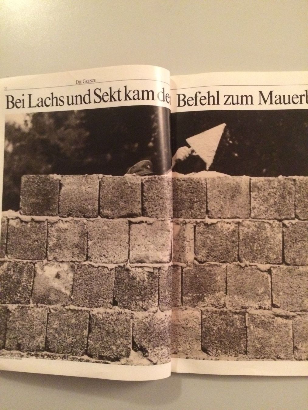 Libri: REVOLUTION IN DER DDR/DER" MAUER-FALL" MIT ORIG.MAUERSTEIN ! – Usato da EMMETTEN venduto da pfi_cbg5 2