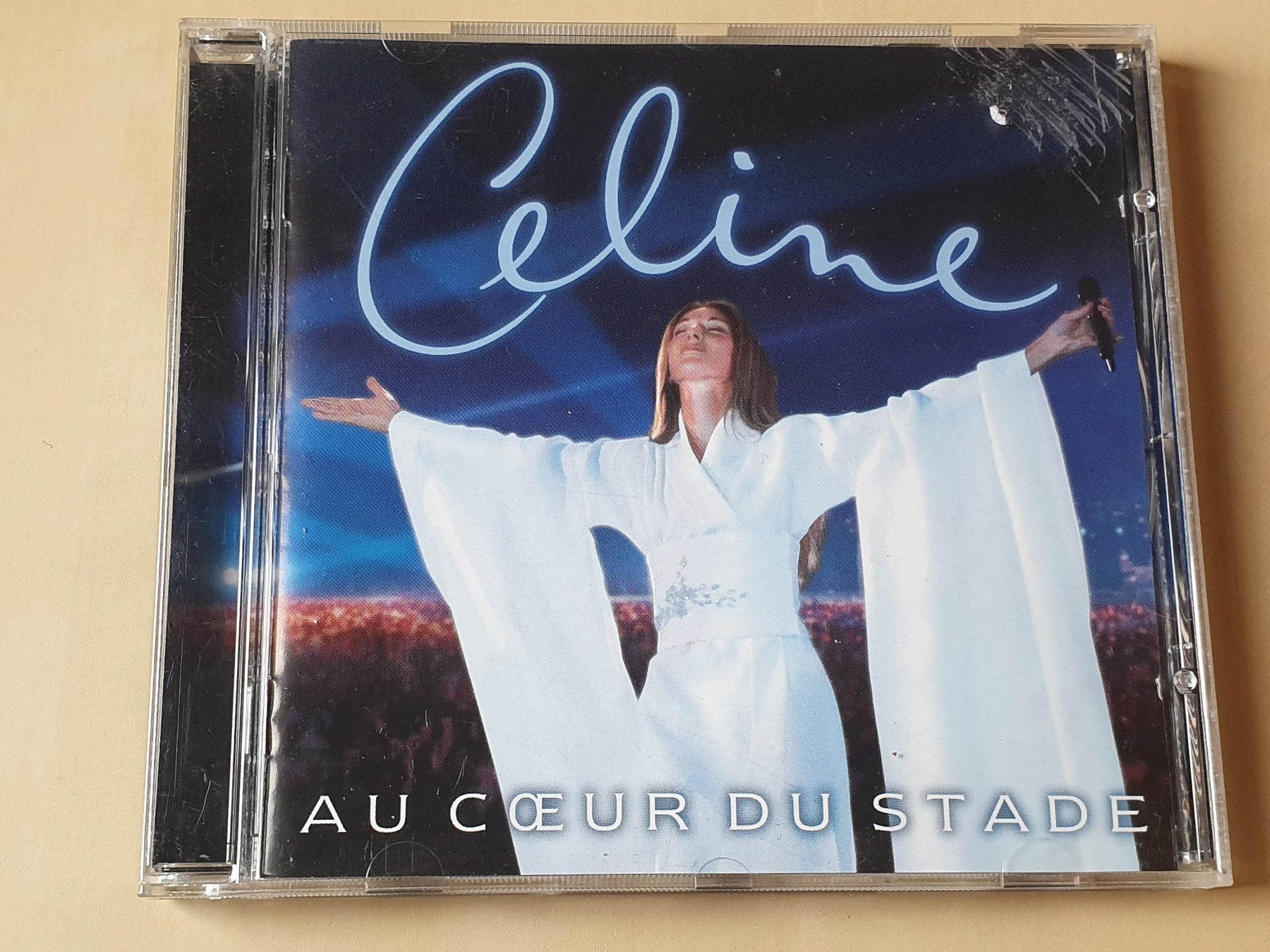 CD: Celine Dion Au Coeur du Stade – Usato da Stansstad venduto da collectorsshop