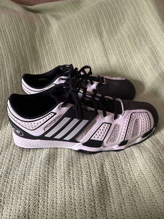 Adidas Herren Sneaker , 42 2/3 NEU (Neu (gemss Beschreibung)) in Zrich  fr CHF 30  mit Lieferung auf Ricardo kaufen