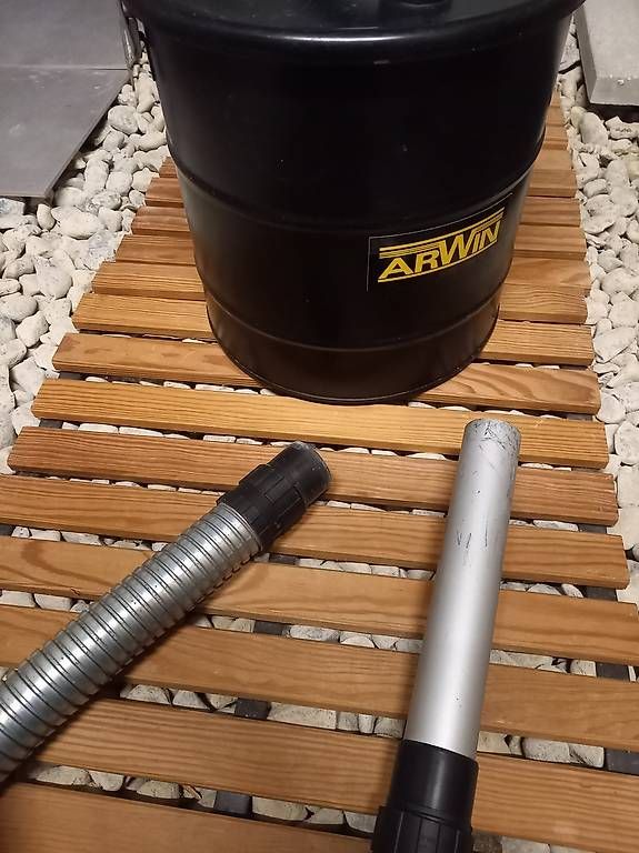 Aspirateurs & Accessoires: Aschesauger – D'occasion à Gontenschwil par Schrauber3
