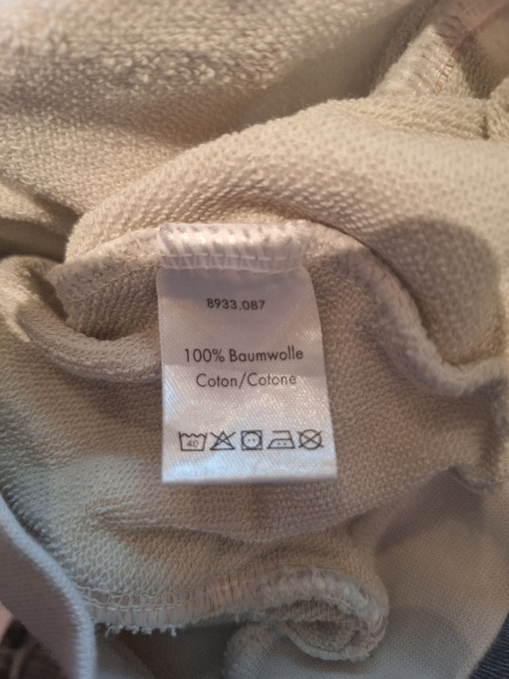 Pullover & Sweatshirts: Süsser Baby Pullover mit Regenbogen, Grösse 74/80 – Gebraucht aus Wangen an der Aare von jan_2zxv 3