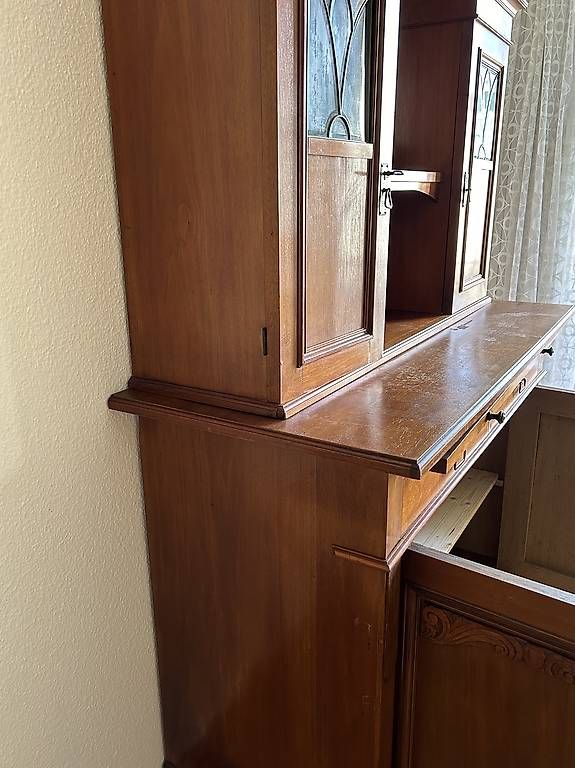 Credenze: Altes (Jugendstil?)-Buffet – Usato da Basel venduto da Yascra 2