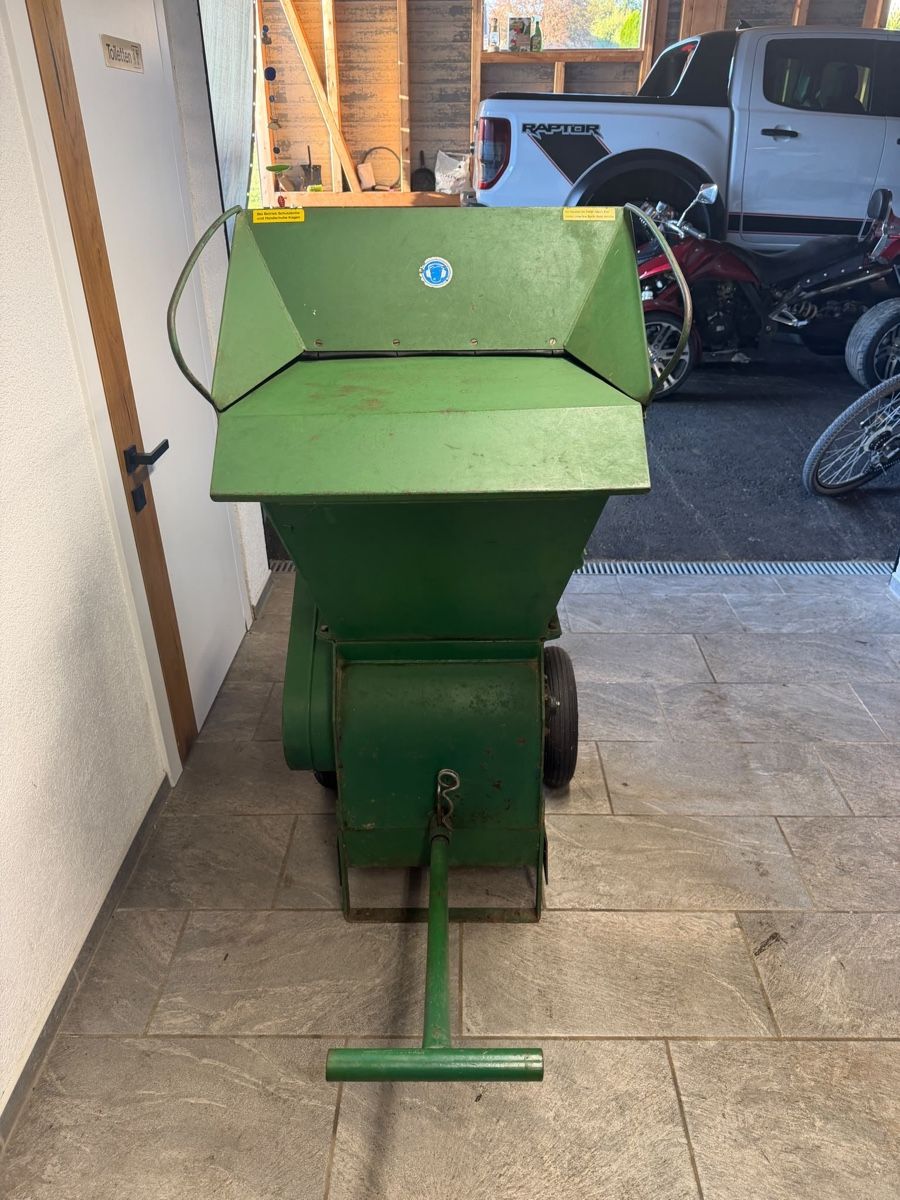 Trinciatrici: Häcksler Möschle Uni 400 E – Usato da Uttigen venduto da Safety123 5