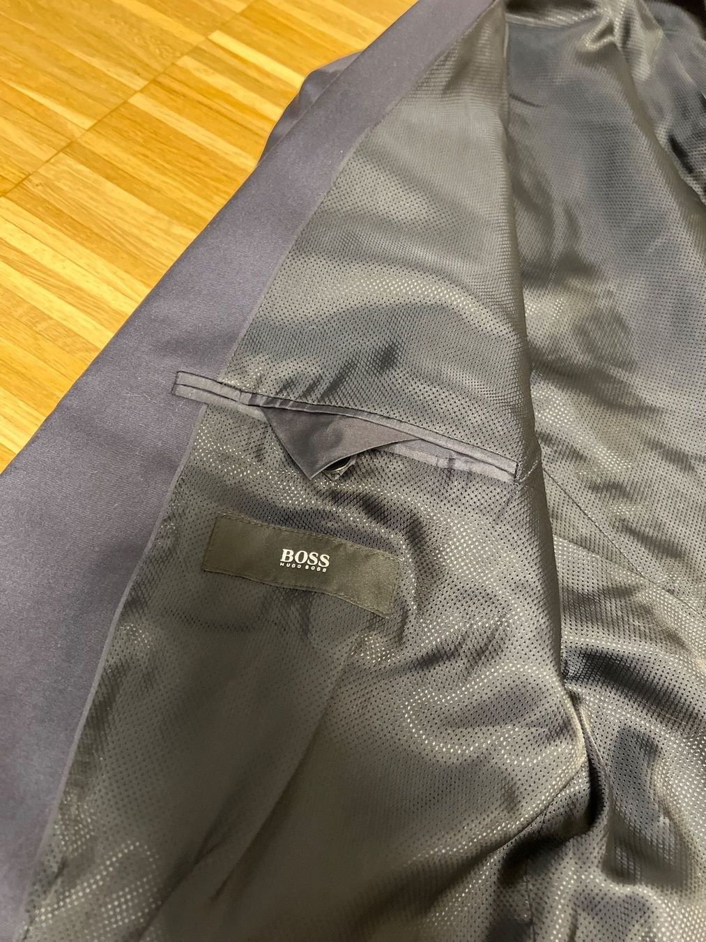Hugo Boss Anzüge: Hugo Boss Herren – Gebraucht aus Menzingen von Dali2504 1