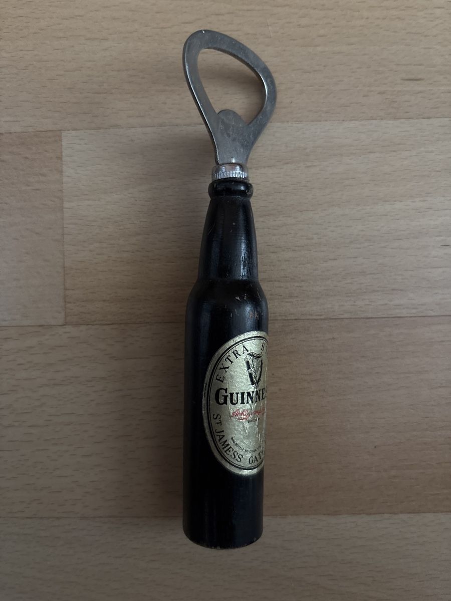Altro materiale per ufficio: Guinness Flaschenöffner – Usato da Egg b. Zürich venduto da Luckybilly 1