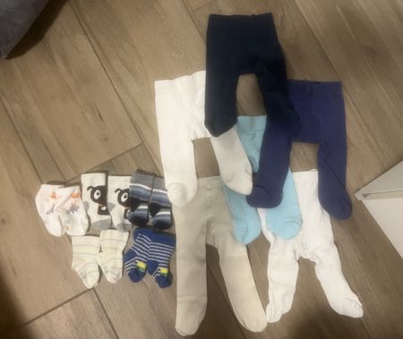 Baby Söckli und Strumpfhosen Grösse 50/56