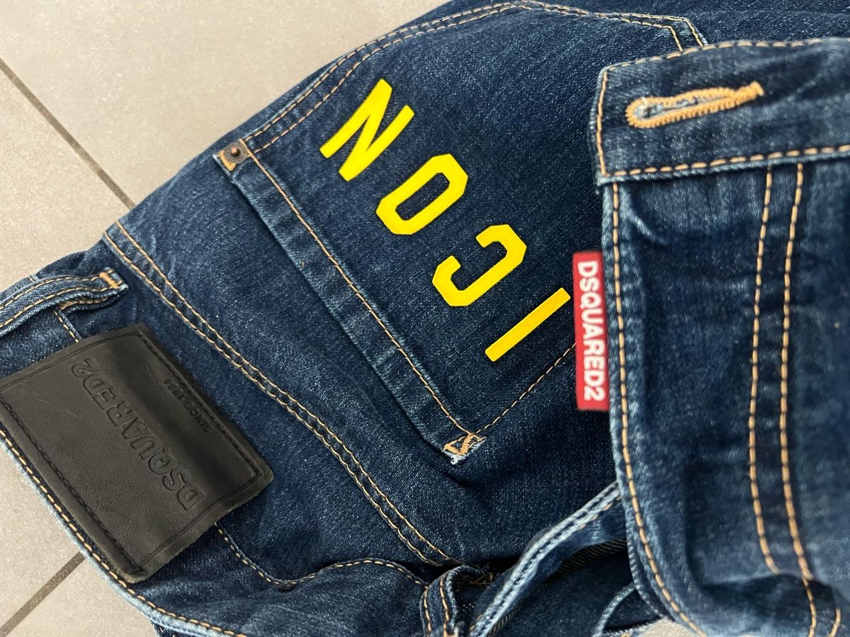 Dsquared2 Jeans: Dsquared2 jeans uomo 50 – Usato da Mendrisio venduto da fly_9wzx