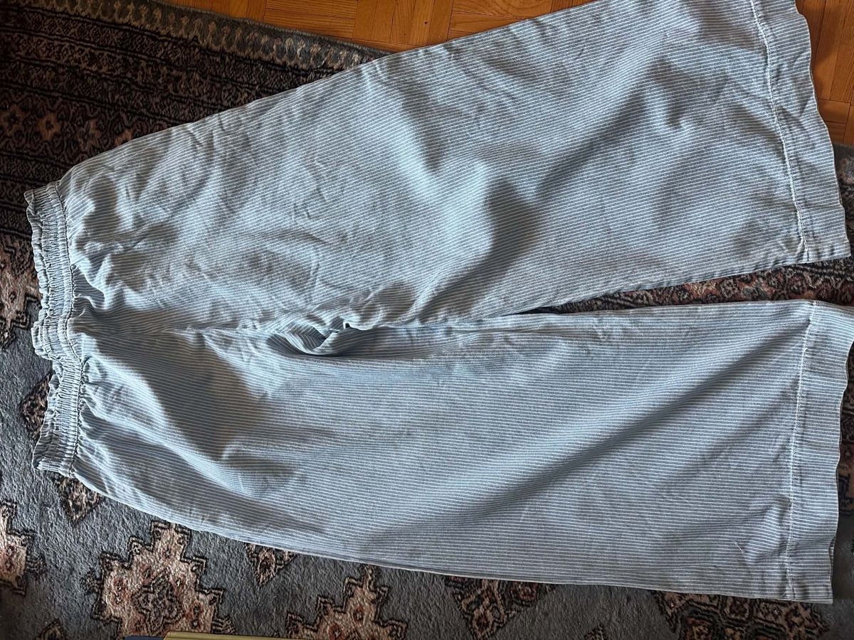 Vero Moda Hosen: Elegante  Vera Moda  hose Grösse M  – Gebraucht aus Gutenswil von Bregenzer8610 1