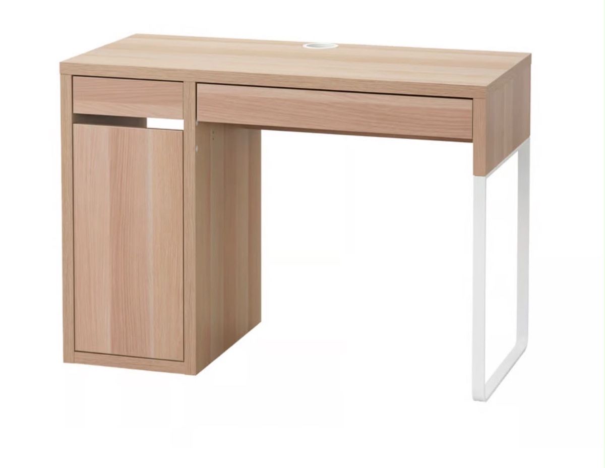 Bureaux: IKEA Schreibtisch Micke – D'occasion à Bern par apfelarzt