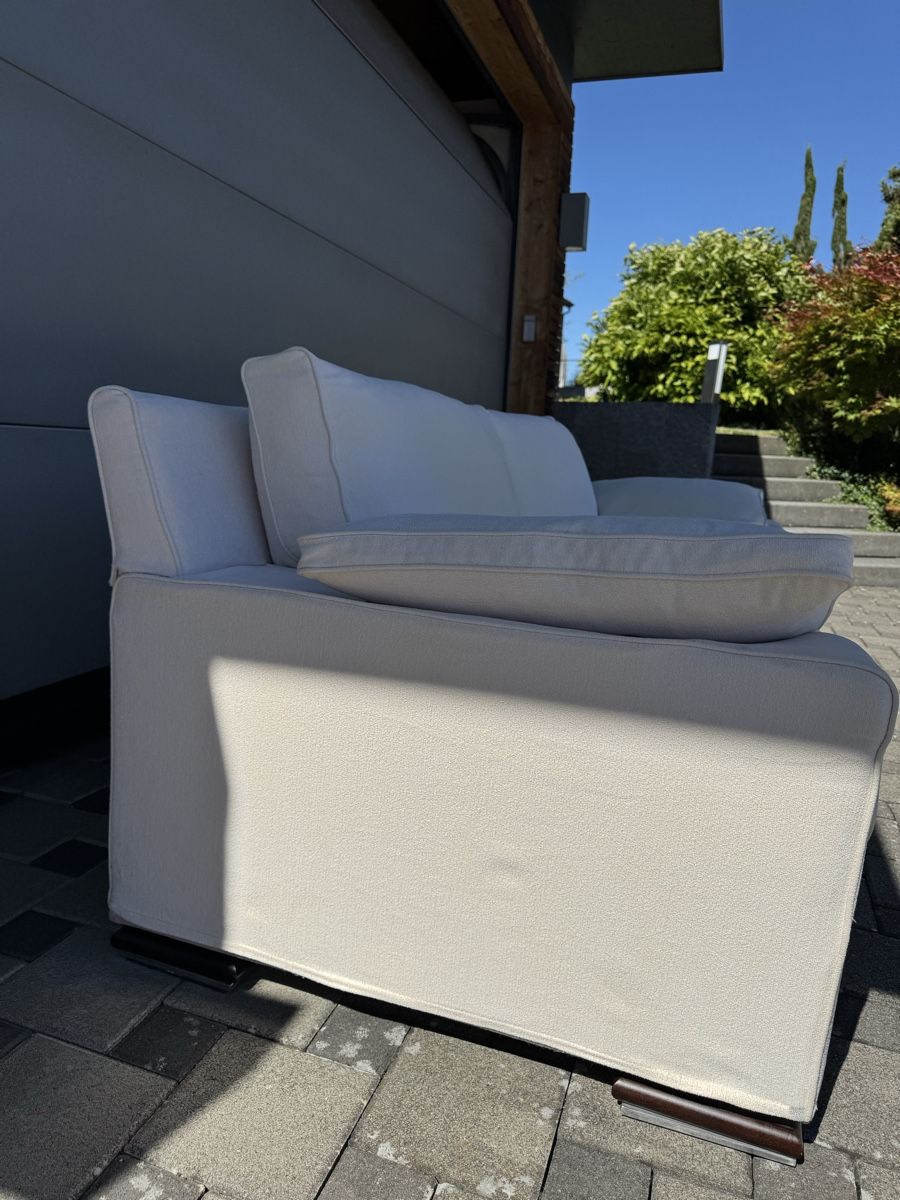 Divani: Schlafsofa / Sofa/ Couch Stoff weiß mit Daunenfüllung – Usato da Oberwil-Lieli venduto da 2carin 2