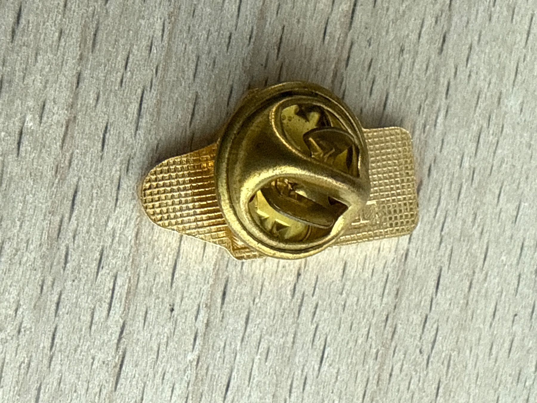 Plaquettes & Badges: Pin Tissot – D'occasion à Glattbrugg par Schweigmatt 1