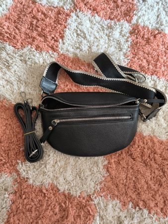 Umhängetasche Schwarz