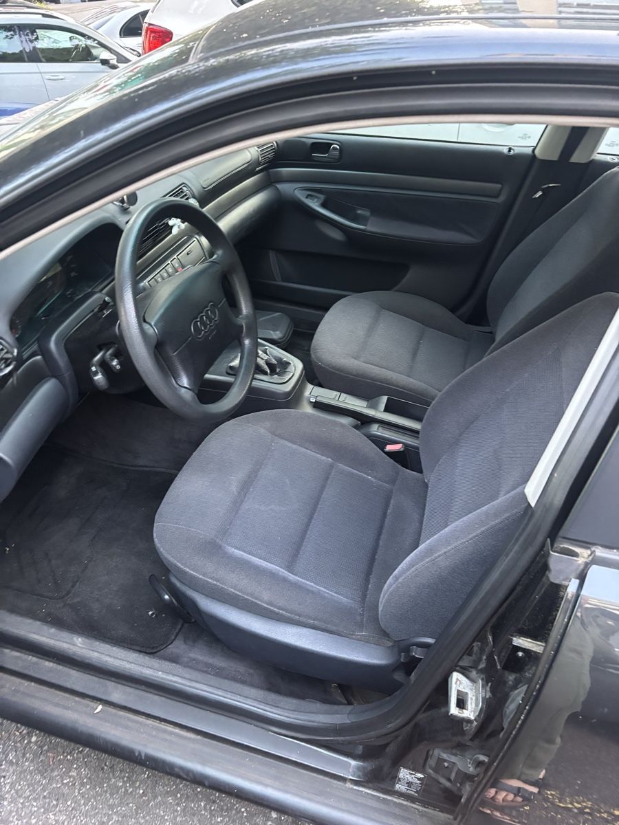 Audi Automobili: Audi A4 2.8L V6 1995 – Usato da Kriens venduto da Bananee 7