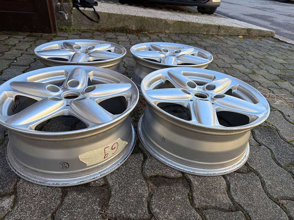 Cooper Cerchioni: 4 cerchi Mini Countryman ET 46 16 – Usato da Minusio venduto da vertigoozBazar4u 1