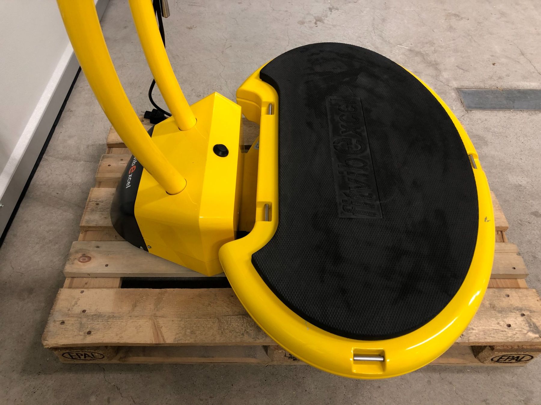 Hometrainer: BodyVibe fitvibexcel – Usato da Spreitenbach venduto da Hemilex 2