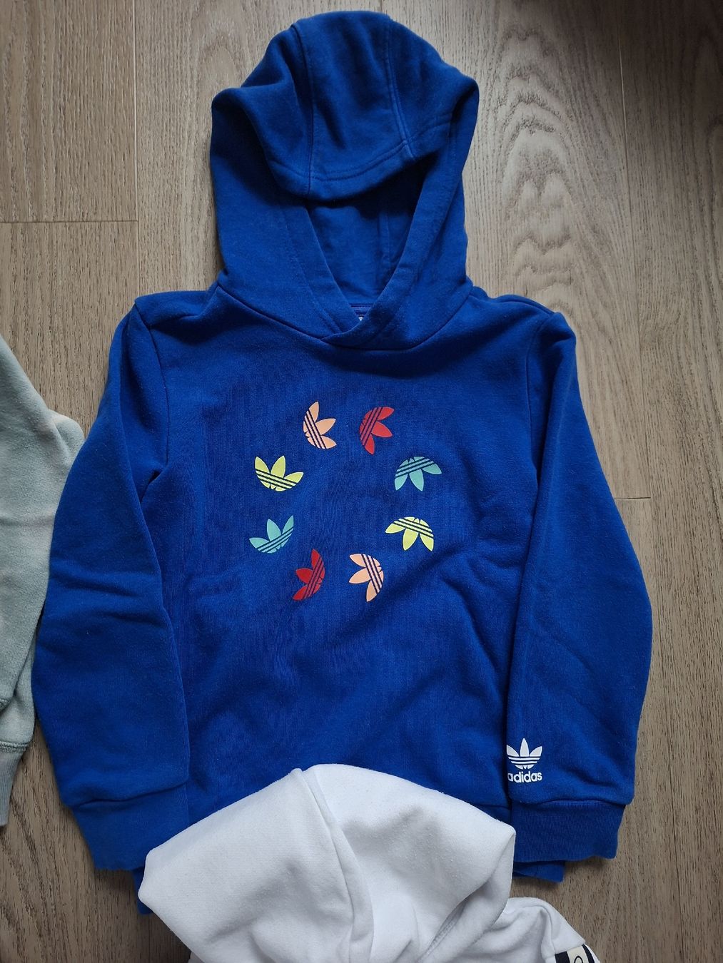 Kleiderpakete & -sets: lot de pull 5-6 ans  – Gebraucht aus Chavannes-de-Bogis von senator635 1