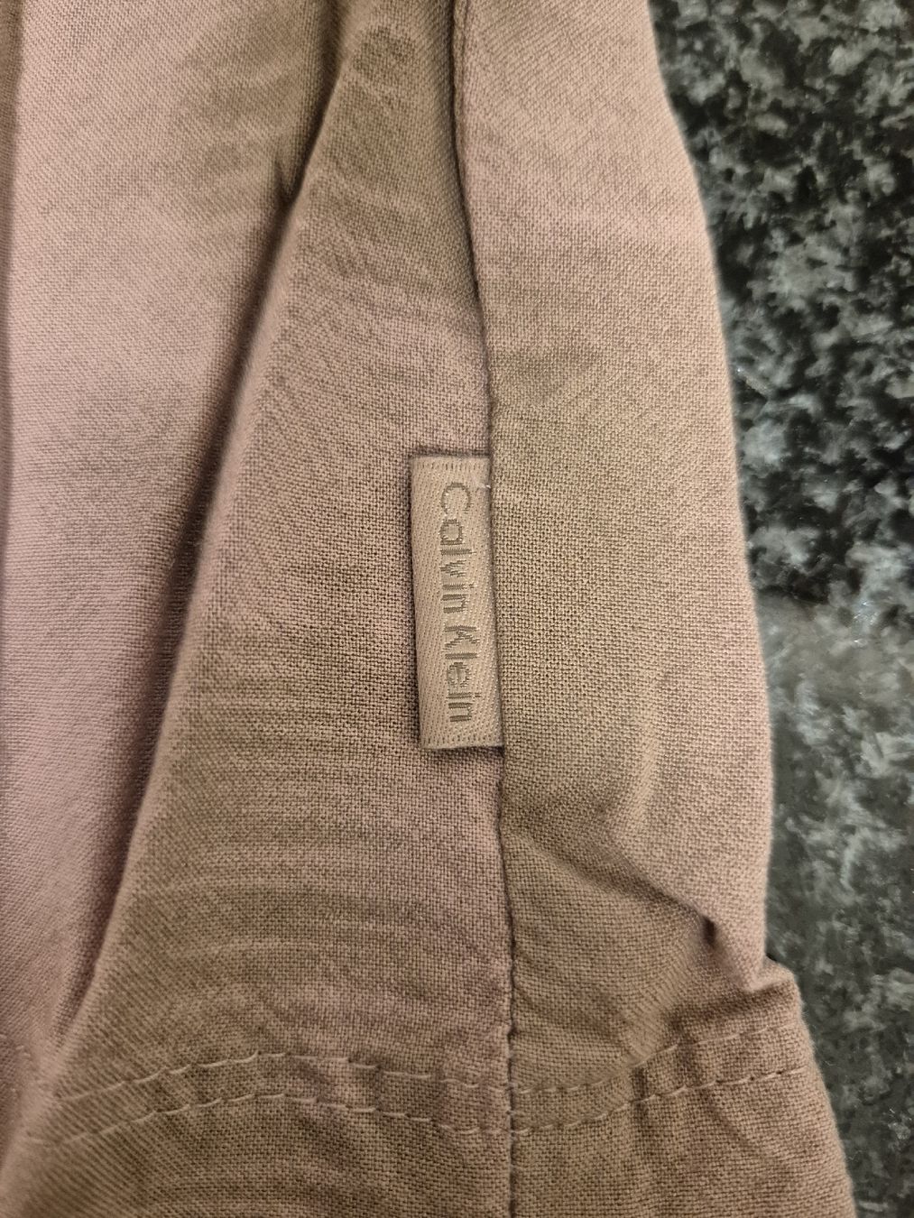 Calvin Klein Pantaloni: Calvin Klein Shorts – Usato da Kehrsatz venduto da flu_2lhj 2