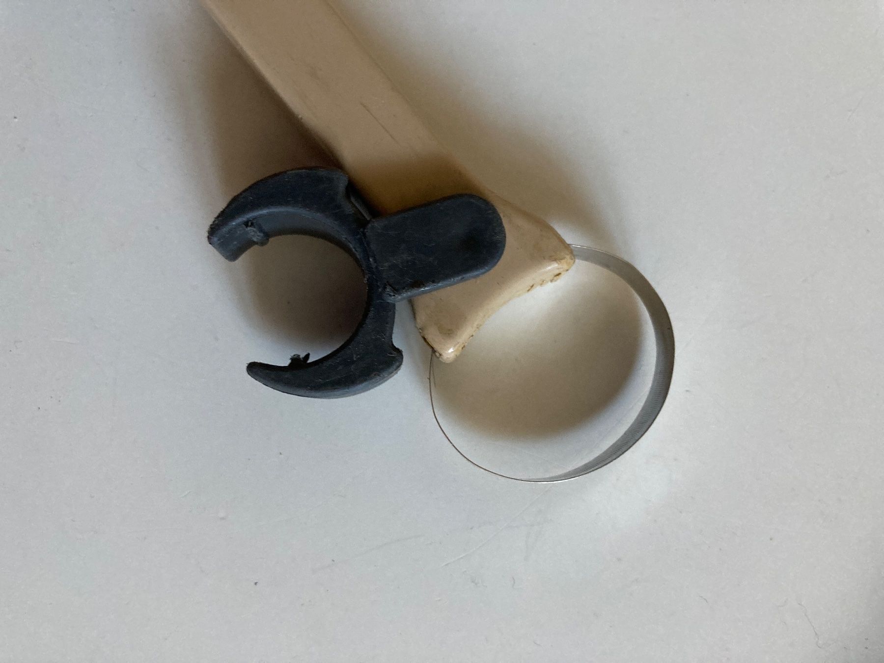 Zyliss Elettrodomestici da cucina: Alter Zyliss - Flaschen-Öffner – Usato da Zürich venduto da Chaeffeler 2