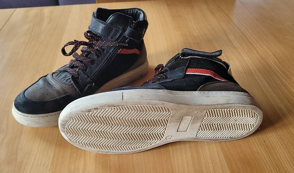 Scarpe da uomo: Chaussures garçon RGL pointure 40 – Usato da Chemin venduto da Sophiepittier 2