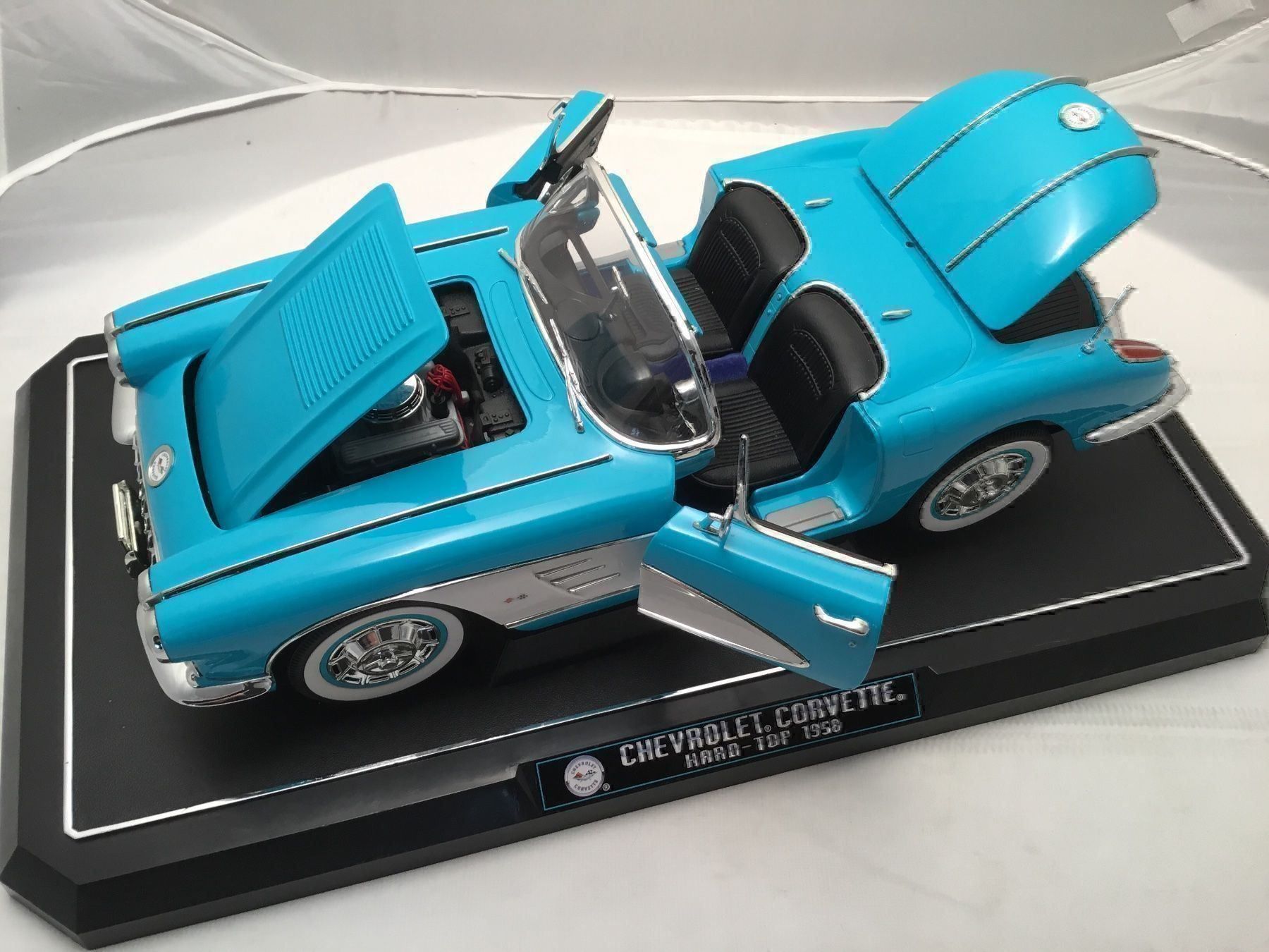 Chevrolet Modellautos: Chevrolet Corvette 1958 / Grossmodell – Neu und originalverpackt aus Erlenbach im Simmental von Model_box 6