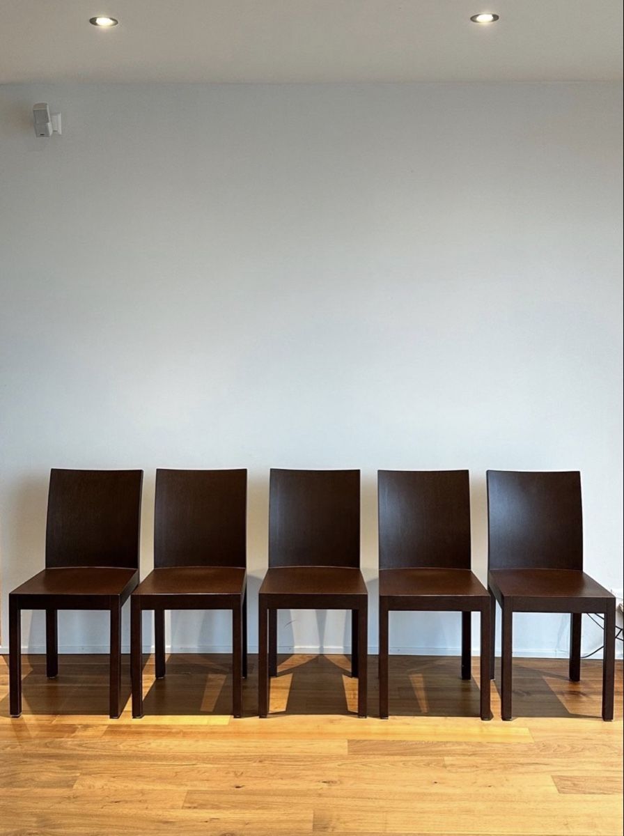 Set di tavolo e panche: Original Bulthaup Solid Wood Dining Table Set with 5 Chairs – Usato da Uhwiesen venduto da CelineDior 3
