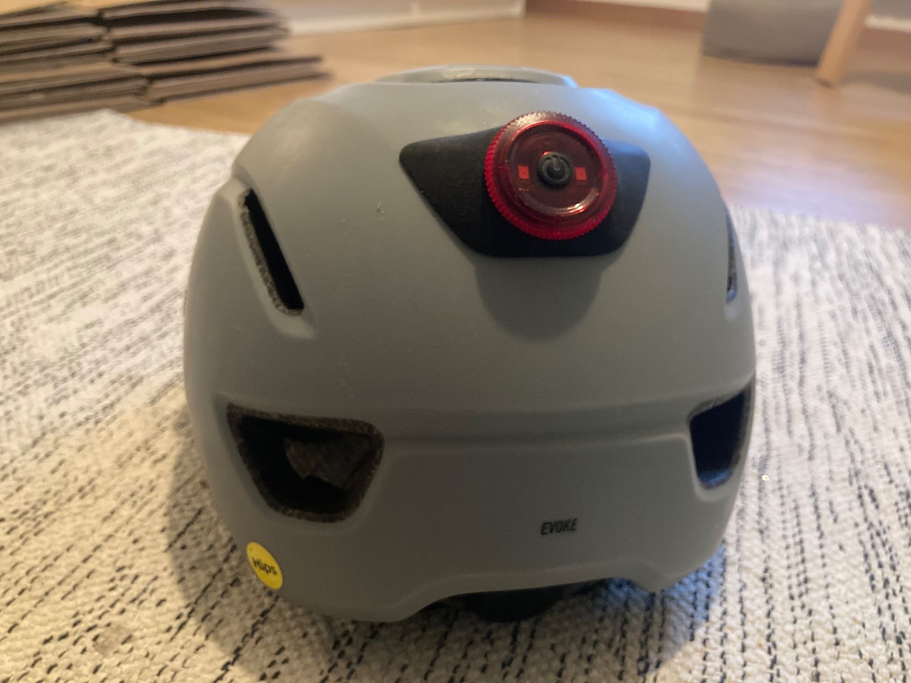 Caschi: Velo Helm – Usato da St. Gallen venduto da Corinne1234 2