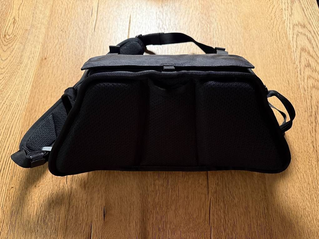 Borse: WANDRD Rogue Sling 6L in Schwarz – Usato da Luzern venduto da elch3000 1