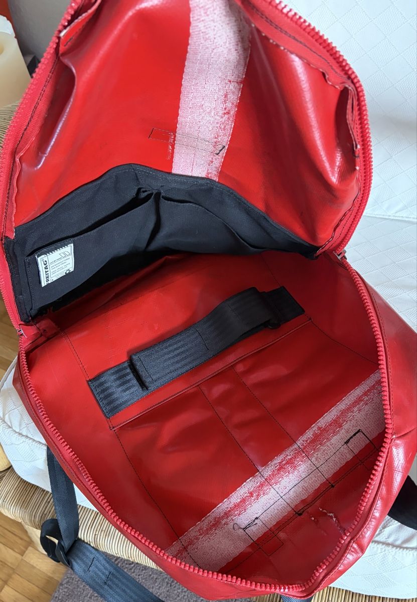 Freitag Sacs à dos: Freitag Rucksack Tasche Set rot gebraucht 3-Teilig – D'occasion à Gossau par Magic999 8
