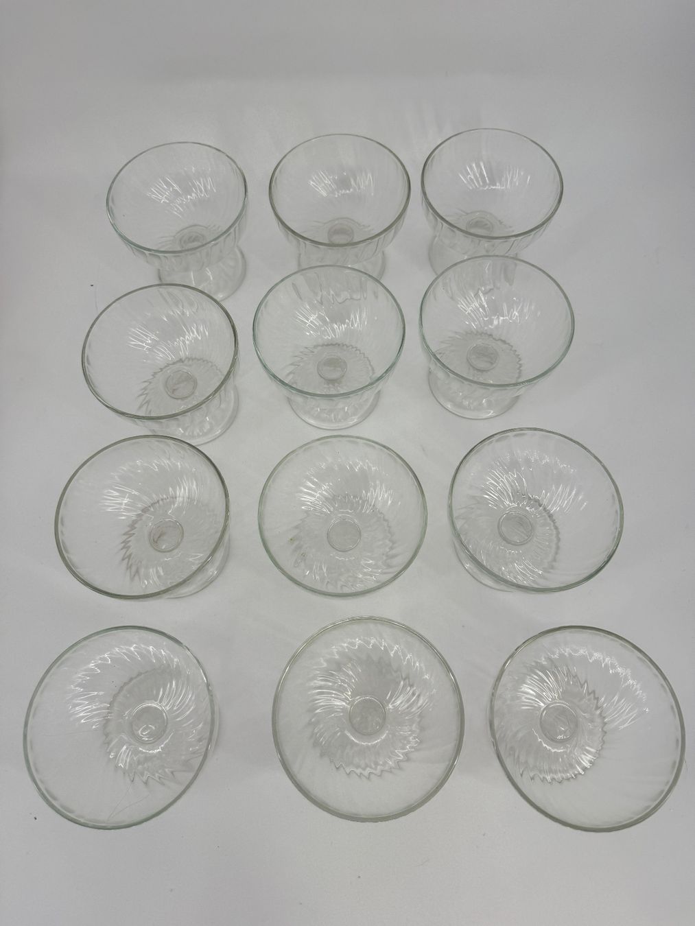 Set di piatti: 12 Dessert-Gläser / Eis-Schalen, Vintage – Usato da Auenstein venduto da moin. 1