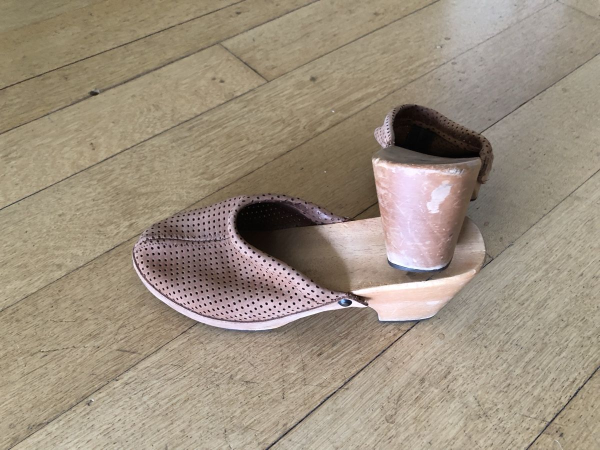 Scarpe da donna: Holzclogs Echtleder Cognacfarbene ca. Gr. 39.5 – Usato da Bern venduto da Etzy 7