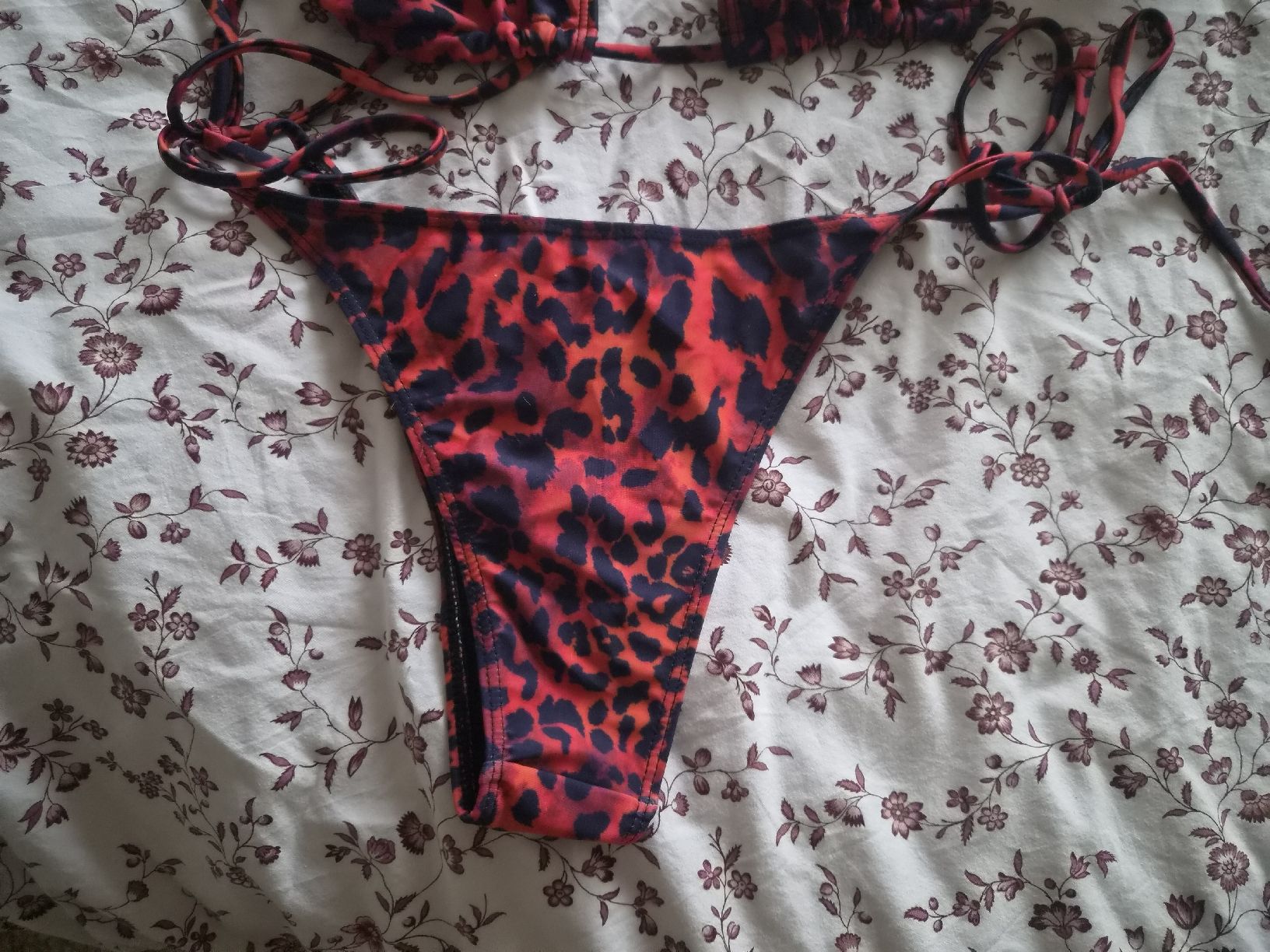 Costumi da bagno & Bikini: Bikini Leoprint M/L Bikini Leo Muster  – Nuovo (secondo la descrizione) da Pratteln venduto da madi1990 4