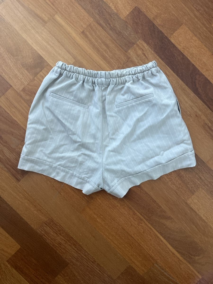 Hosen: kurze Hosen  – Gebraucht aus Andwil SG von sas_m9tn 1