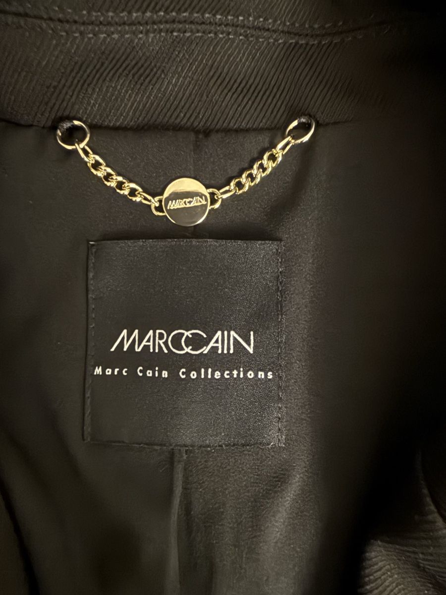 Marc Cain Giacche: Veste noir Marc Cain Collections – Nuovo (secondo la descrizione) da Neuchâtel venduto da ass_gdc7 3