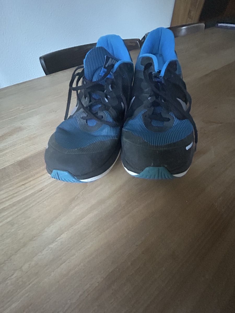 Nike Chaussures hommes: Nike Laufschuhe Grösse 46 – D'occasion à Zürich par elg_rqw7 3