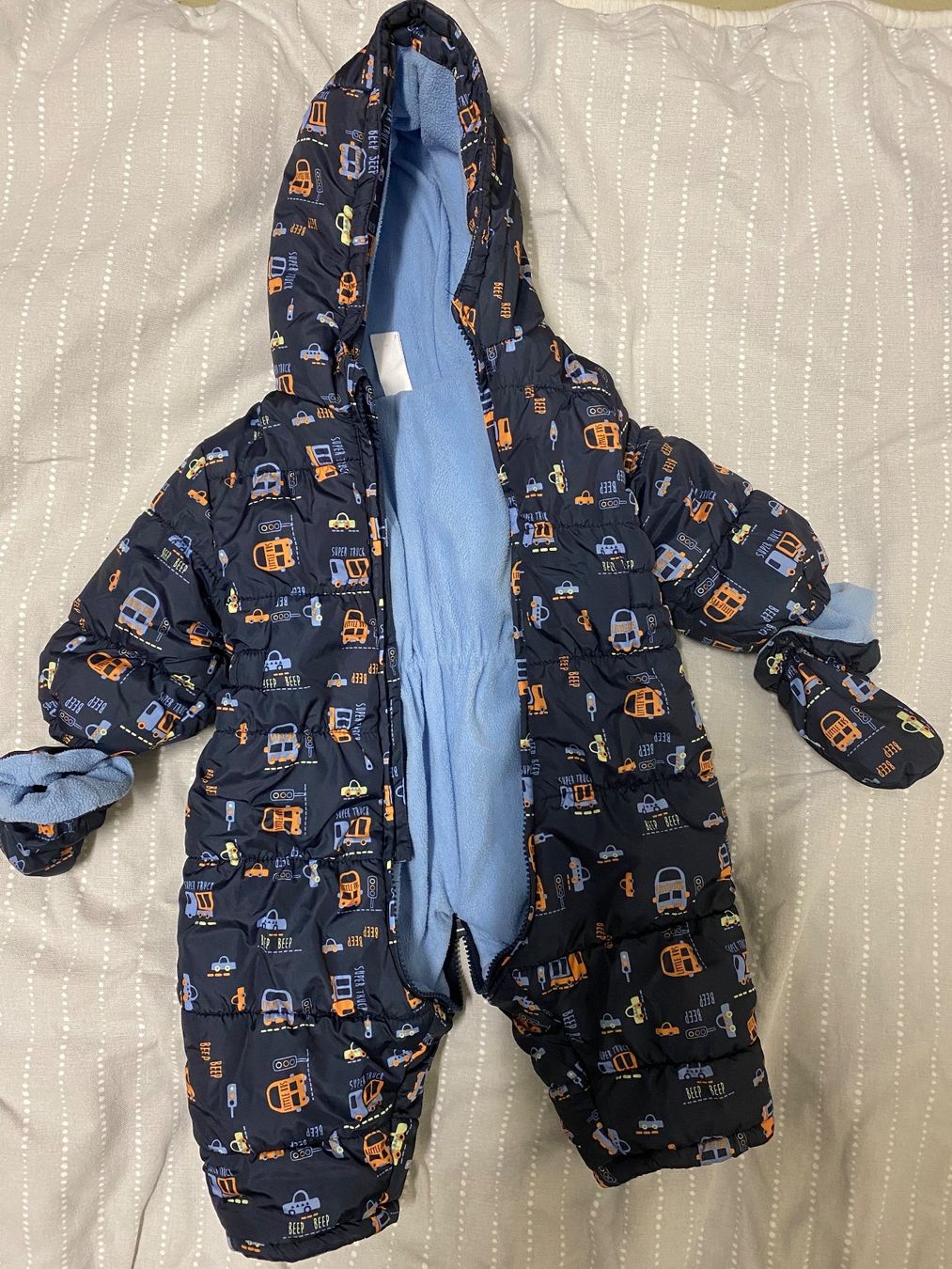 C&A Babyanzüge: Skidress in Grösse 74 – Neu (gemäss Beschreibung) aus Sissach von SV-650