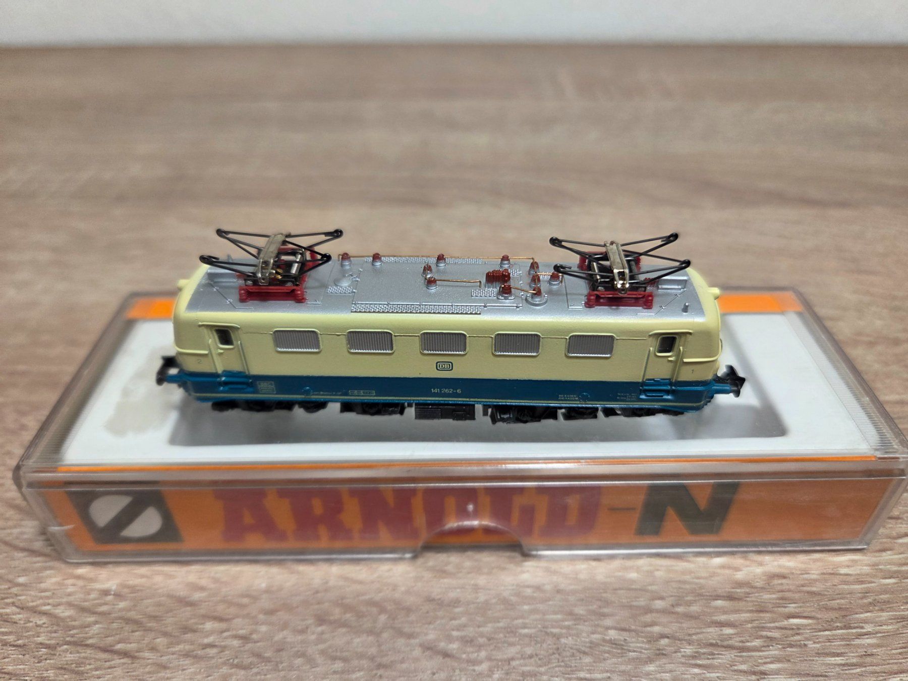 Arnold Modellini di ferrovie: Arnold N 2322 E-Lok BR 141 DB – Usato da St-Aubin-Sauges venduto da Lo_Go 4