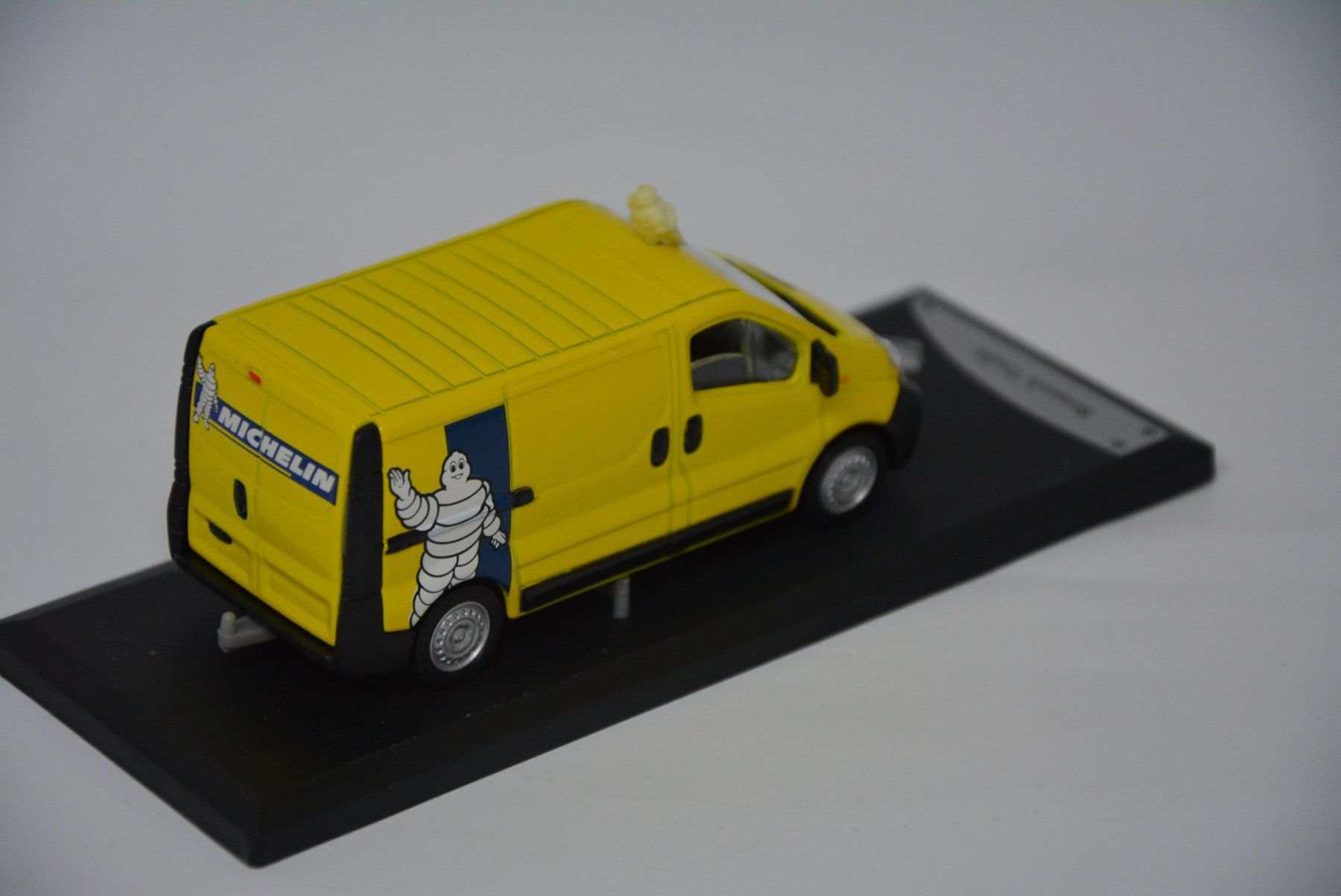 Renault Modellini d'auto: Renault Trafic Michelin , Solido , 1:43 – Nuovo e nell'imballaggio originale da Goldach venduto da Feivel9 5