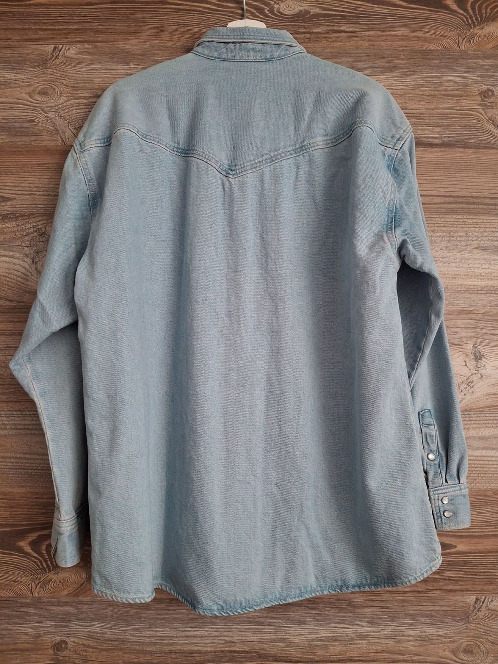 Levi's Camicie: Levi's Jeanshemd Grösse M – Usato da Widnau venduto da Ms_Lefthand 1