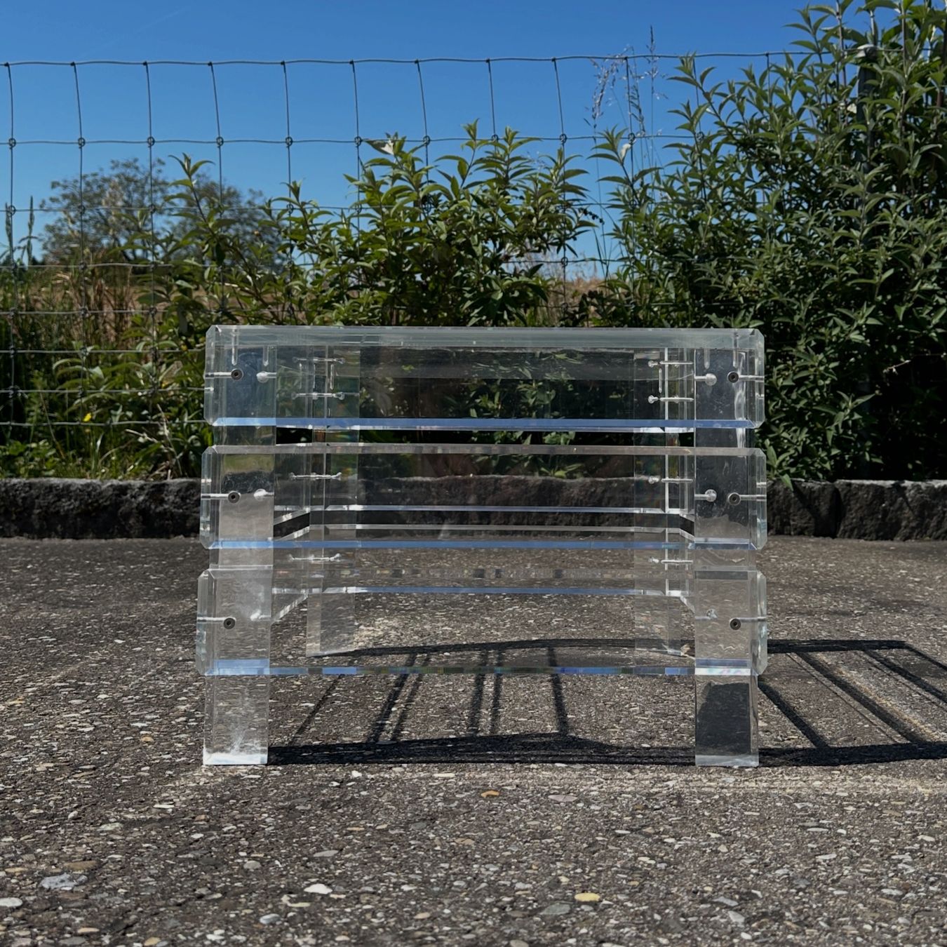 Tavoli: Vintage Plexiglas Beistelltisch – Usato da Zürich venduto da frauflufelberg 6