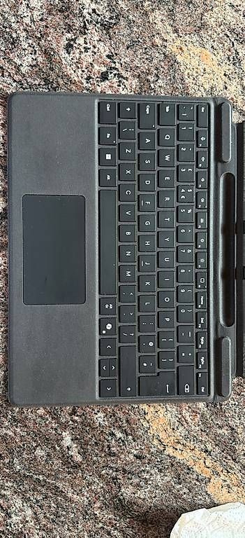 Tastaturen: Surface Tastatur USA – Gebraucht aus Brenzikofen von sim_t2jl