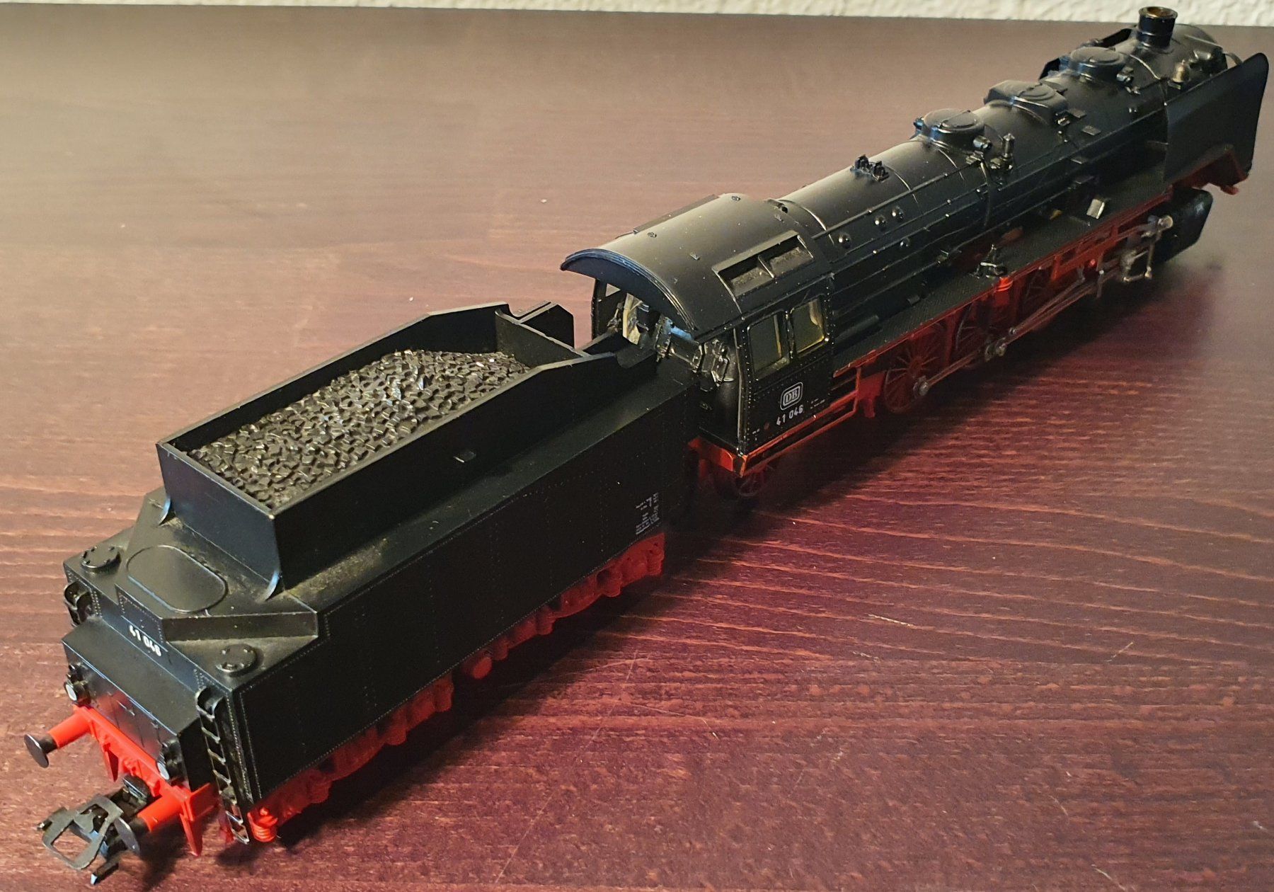 Märklin Modelleisenbahnen: MÄRKLIN:DB DAMPFLOK BR 41 MFX DIGITAL MIT RAUCHSATZ – Gebraucht aus Biglen von taunus82 3