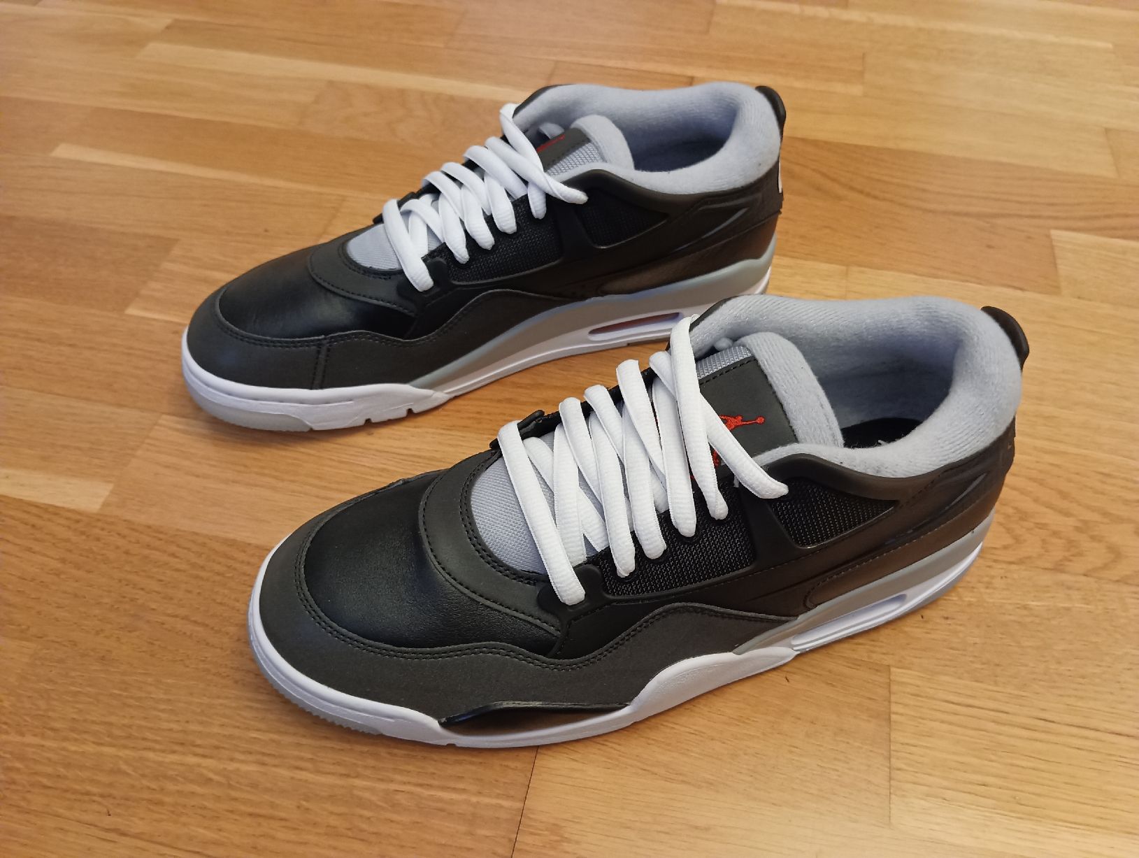 Jordan Herrenschuhe: Neue AIR JORDAN 4 RM PRM Gr. 44.5 – Neu und originalverpackt aus Densbüren von H-76 3