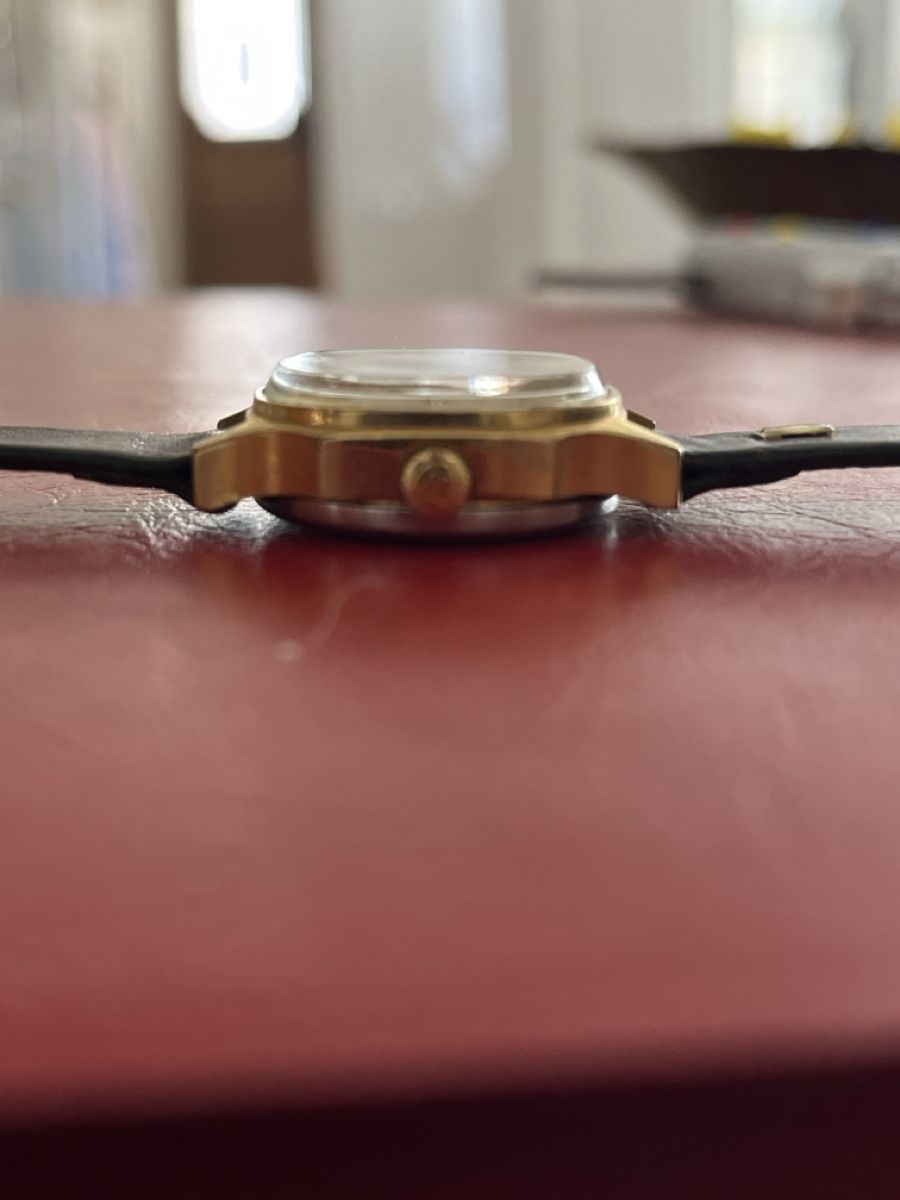 Nivada Montres: Nivada Quartzonic – D'occasion à Rheineck par UhrenReinhardt 1