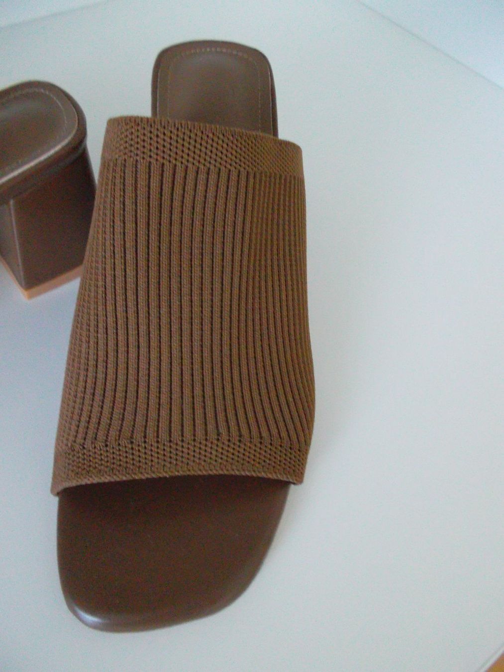 Shein Damenschuhe: SANDALETTE BRAUN GR. 36 MARKE SHEIN – Neu und originalverpackt aus Zofingen von Felpa 1